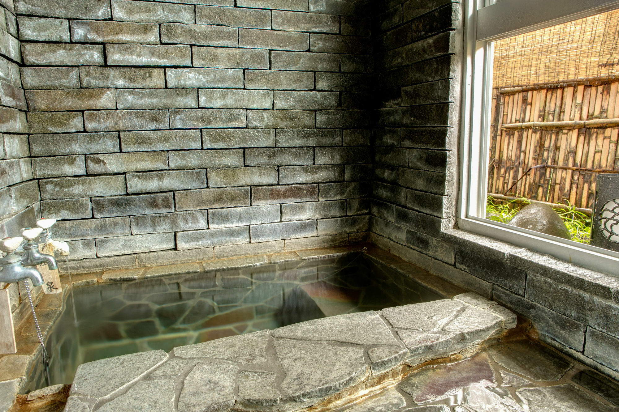 Yugawara-Onsen Manyoso Hotel Exterior foto